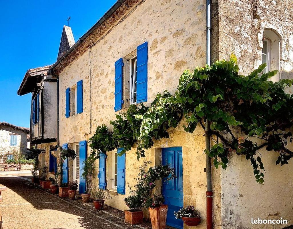 Maison Du Bois Saint-Antoine  エクステリア 写真